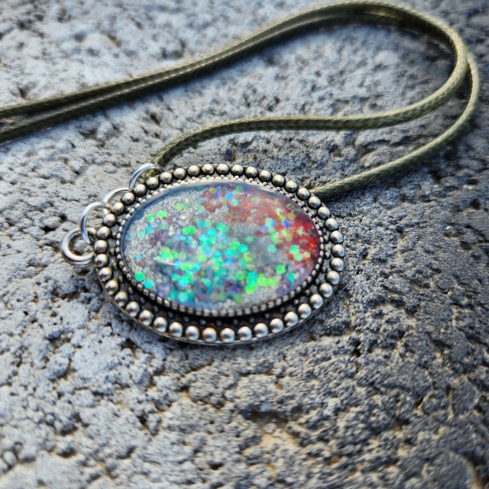 Handcrafted Necklace - Picture 4 of 6